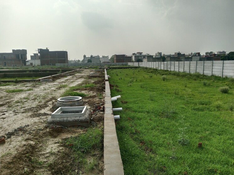 undefined, dhanauli  110 Sq.Yd. Plot In Dhanauli Agra 9303441