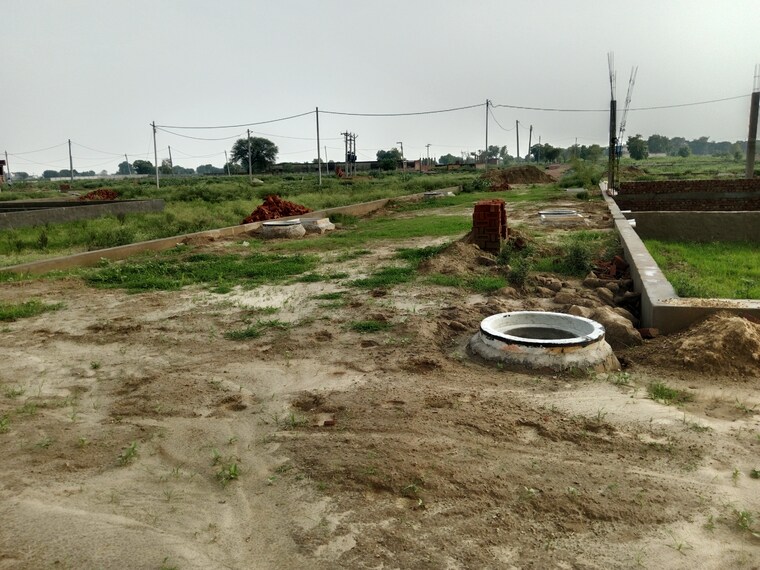 undefined, dhanauli  110 Sq.Yd. Plot In Dhanauli Agra 9303441