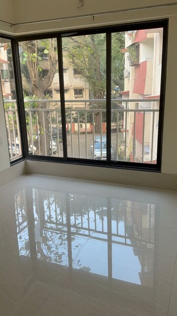 Room in 1 BHK Apartment at Je And Vee Om Trimurti, Malad East – for Rent