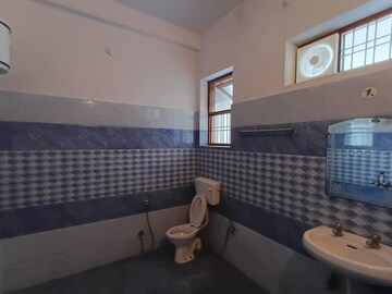 Bathroom in 1.5 BHK Independent House at DLF My Pad, Gomti Nagar – for Rent