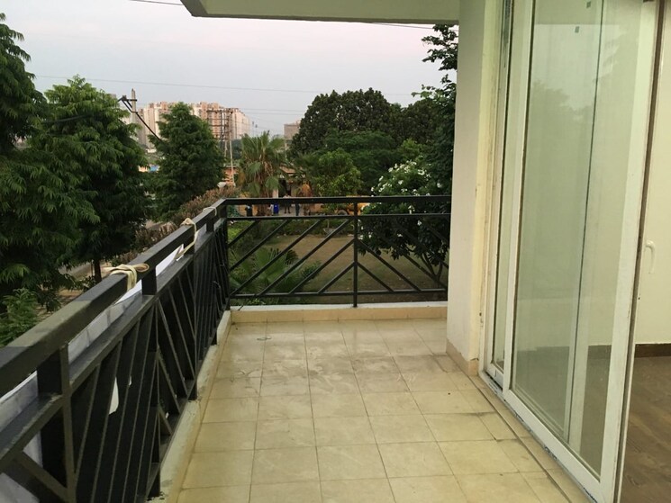 Balcony, puri-vip-floors 3 Bedroom 1248 Sq.Ft. Apartment In Sector 81 Faridabad 9303476