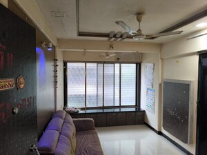 Living Room in 1 BHK Apartment at Jyoti Complex, Goregaon East – for Rent
