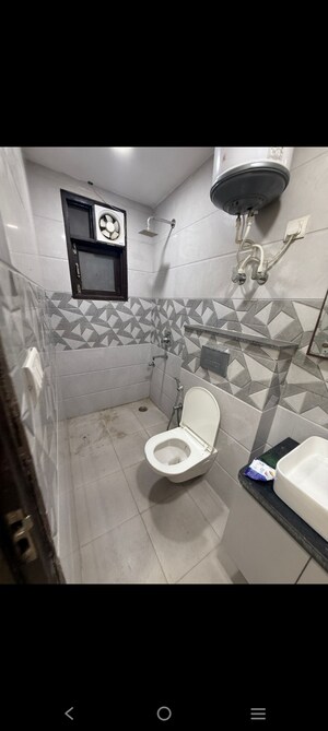 Master Bedroom in 3 BHK Builder Floor at Saket – for Rent