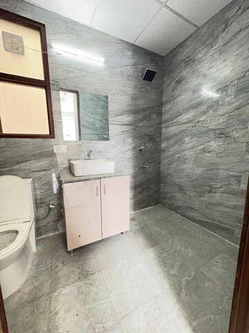 Bathroom in 3 BHK Builder Floor at Malibu Town – for Rent
