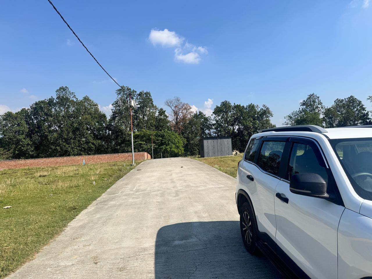 Plot For Sale in Bisht Gaon 