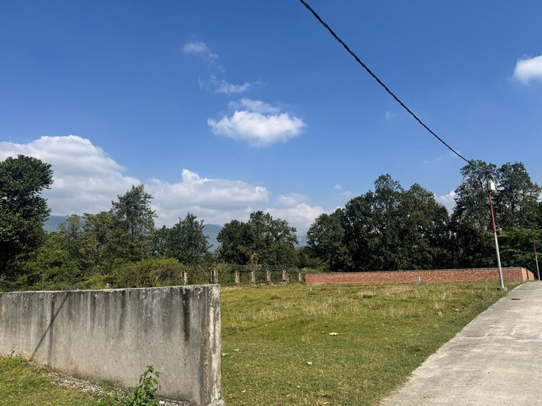 undefined, mussoorie road  200 Sq.Yd. Plot In Mussoorie Road Dehradun 9303614