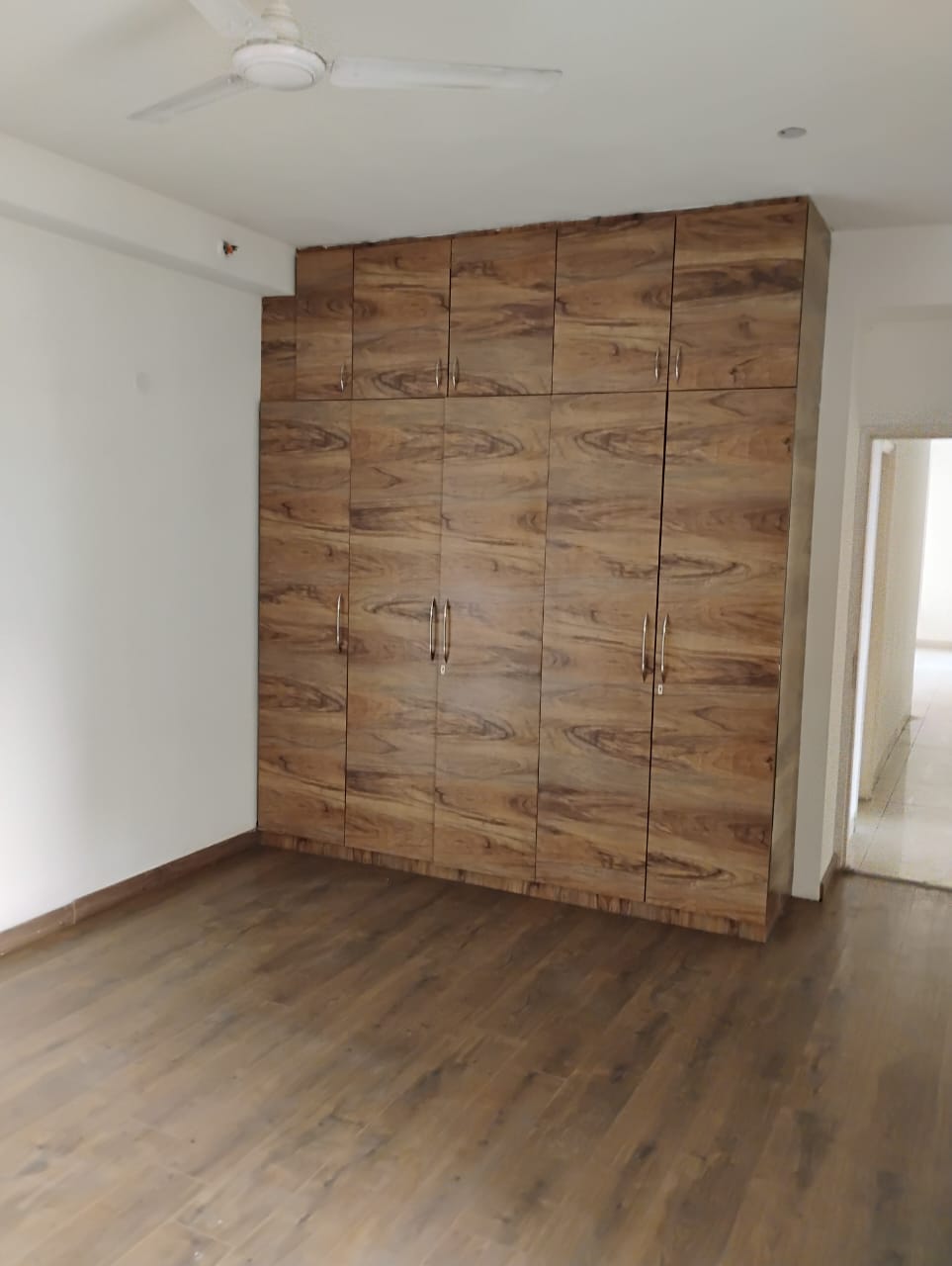 3 BHK Apartment For Rent in Emaar Palm Gardens