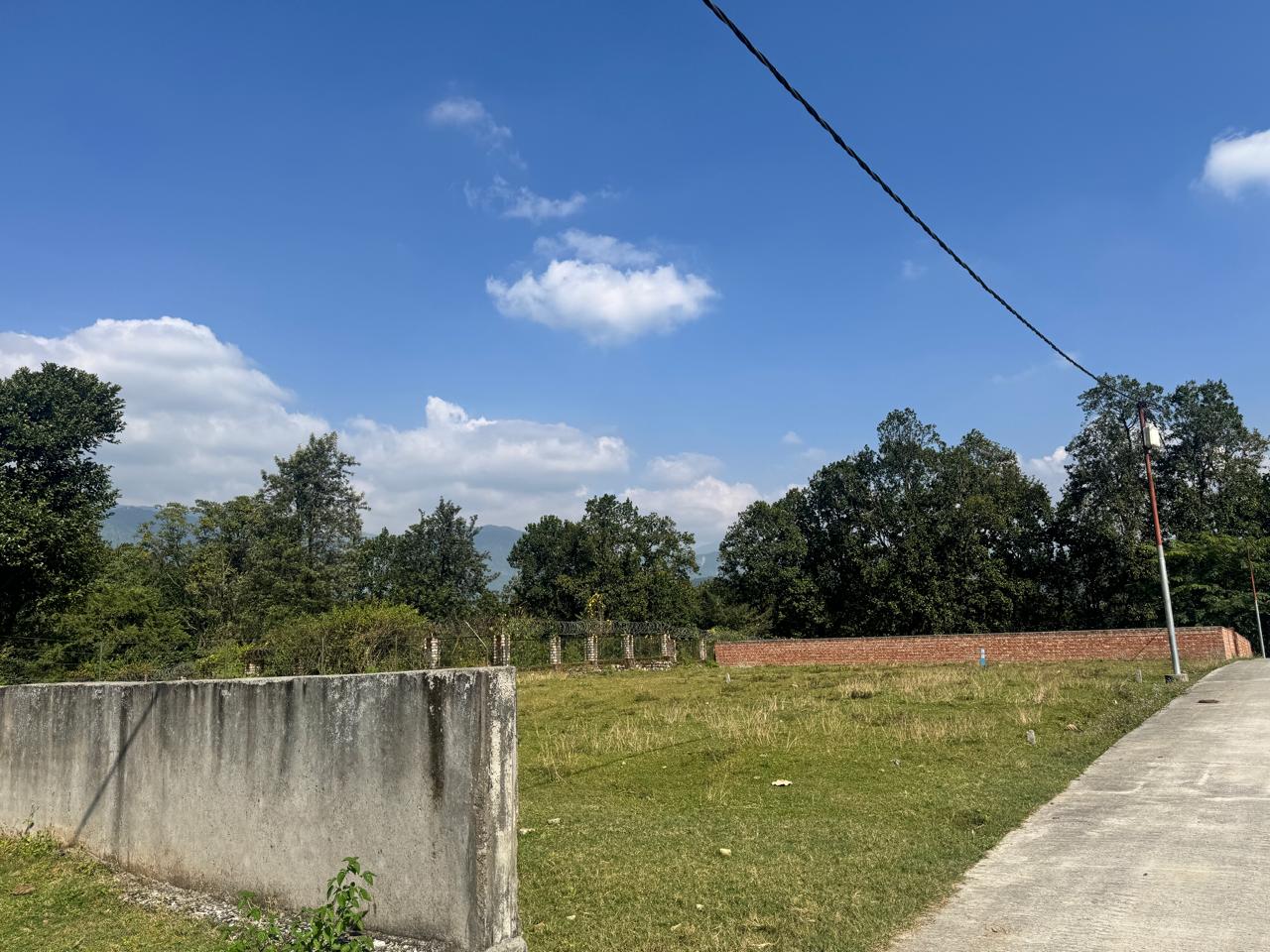 Plot For Sale in Bisht Gaon 