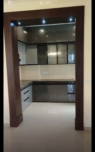 Kitchen in 3 BHK Apartment at Omaxe Waterscapes, Gomti Nagar – for Rent