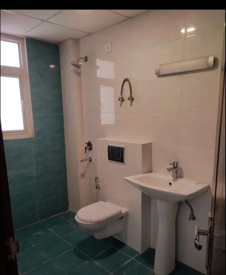 Kitchen, omaxe-waterscapes 3 Bedroom 1635 Sq.Ft. Apartment In Gomti Nagar Lucknow 9303679