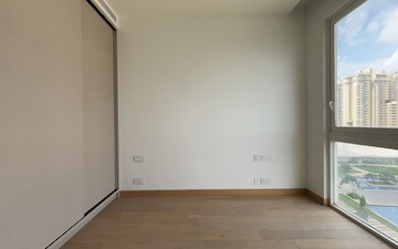 Room in 4 BHK Apartment at Bhartiya Leela Residences, Thanisandra Main Road – for Sale