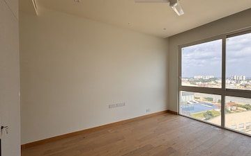 Room in 4 BHK Apartment at Bhartiya Leela Residences, Thanisandra Main Road – for Sale
