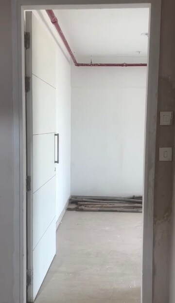 Room in 2 BHK Apartment at Kanakia Silicon Valley, Powai – for Sale
