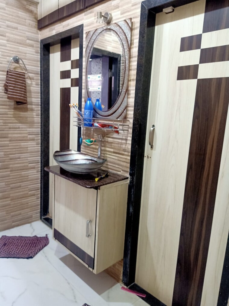Bathroom, shiv-krupa-charai 2 Bedroom 650 Sq.Ft. Apartment In Charai Thane 9303697
