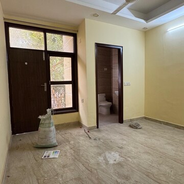 Room in 2 BHK Builder Floor at Chattarpur – for Rent
