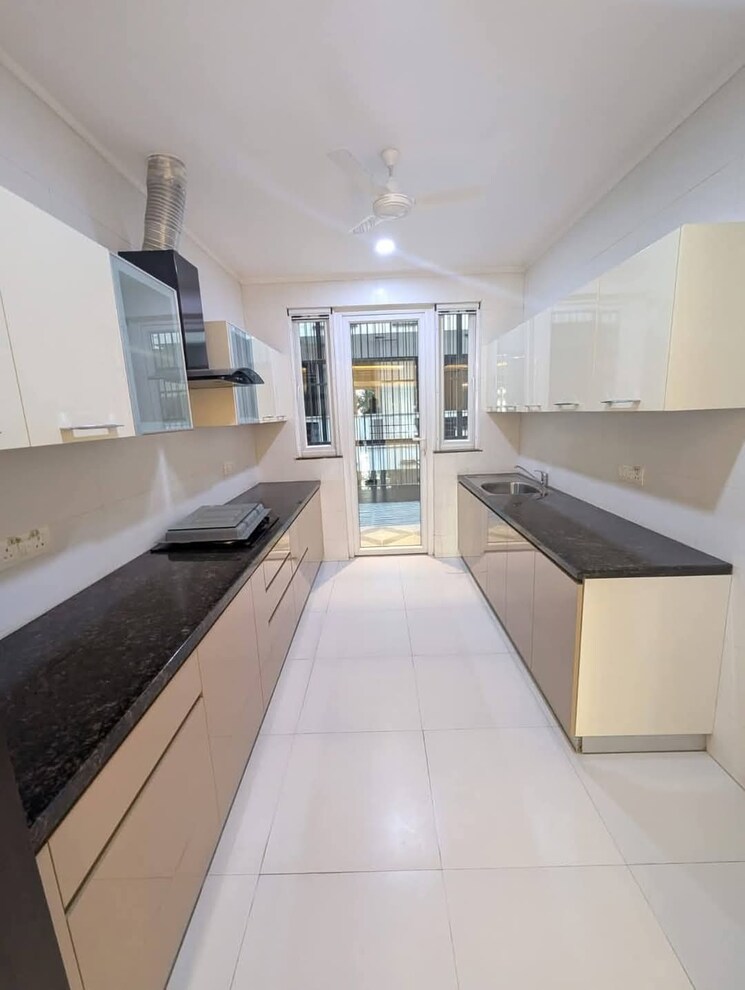 Kitchen, unitech-infospace 1 Bedroom 840 Sq.Ft. Builder Floor In Sector 21 Gurgaon 9303706