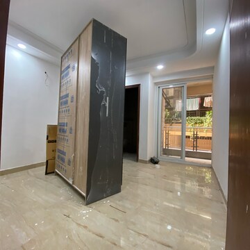 Room in 3 BHK Builder Floor at Chattarpur – for Rent