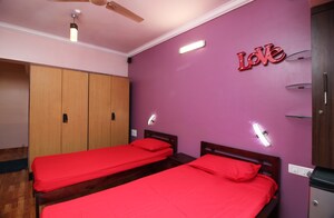Bedroom in  Pg at Chembur – for Rent