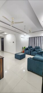 5 BHK + Servant Room 2800 Sq.Ft. Apartment in Ekta California