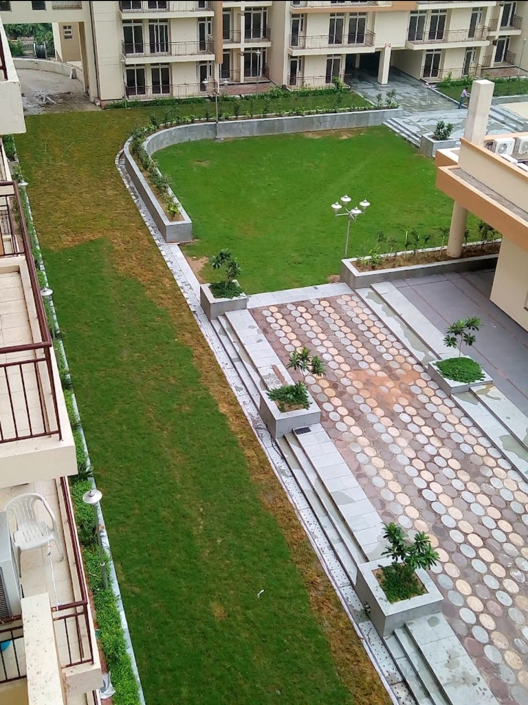 2.5 BHK + Servant Room 1200 Sq.Ft. Apartment in KLJ Greens