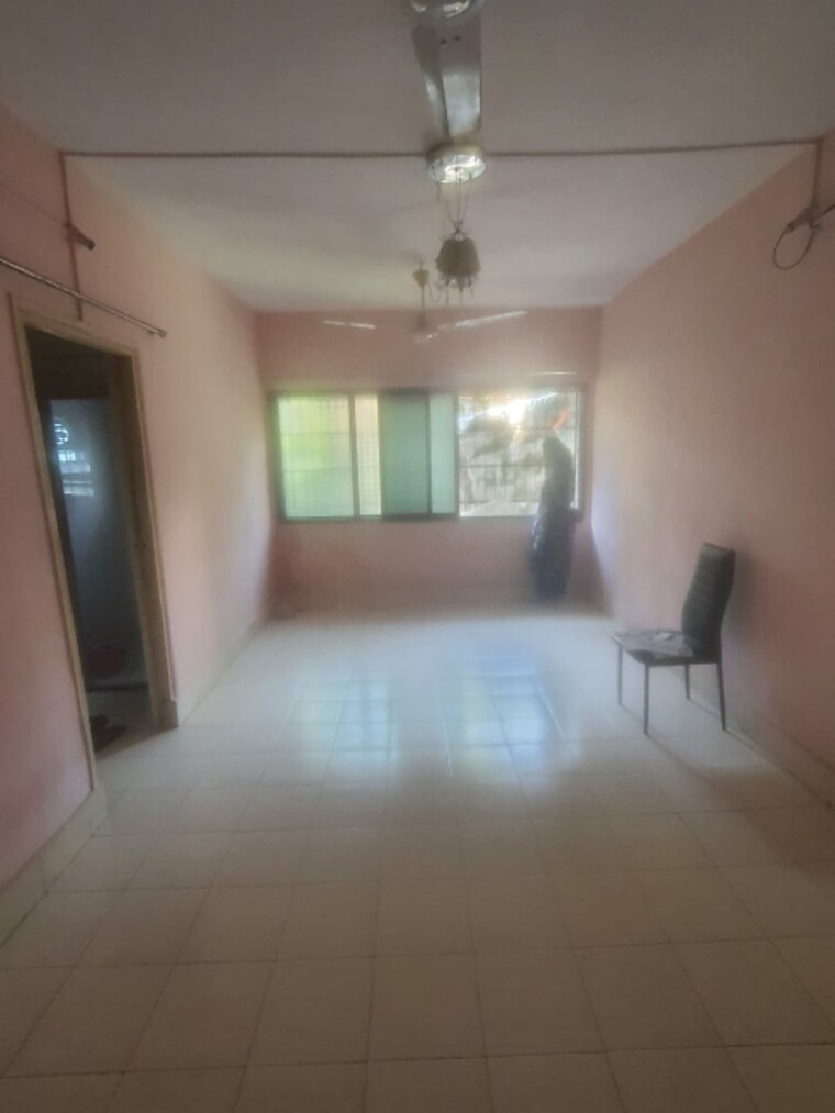 Room, dombivli east 1 Bedroom 650 Sq.Ft. Apartment In Dombivli East Thane 9303788