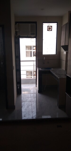Kitchen in 1 RK Builder Floor at Vipul World Plots, Sector 48 – for Rent