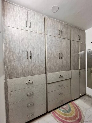  3 BHK Builder Floor at Sector 21 – for Rent