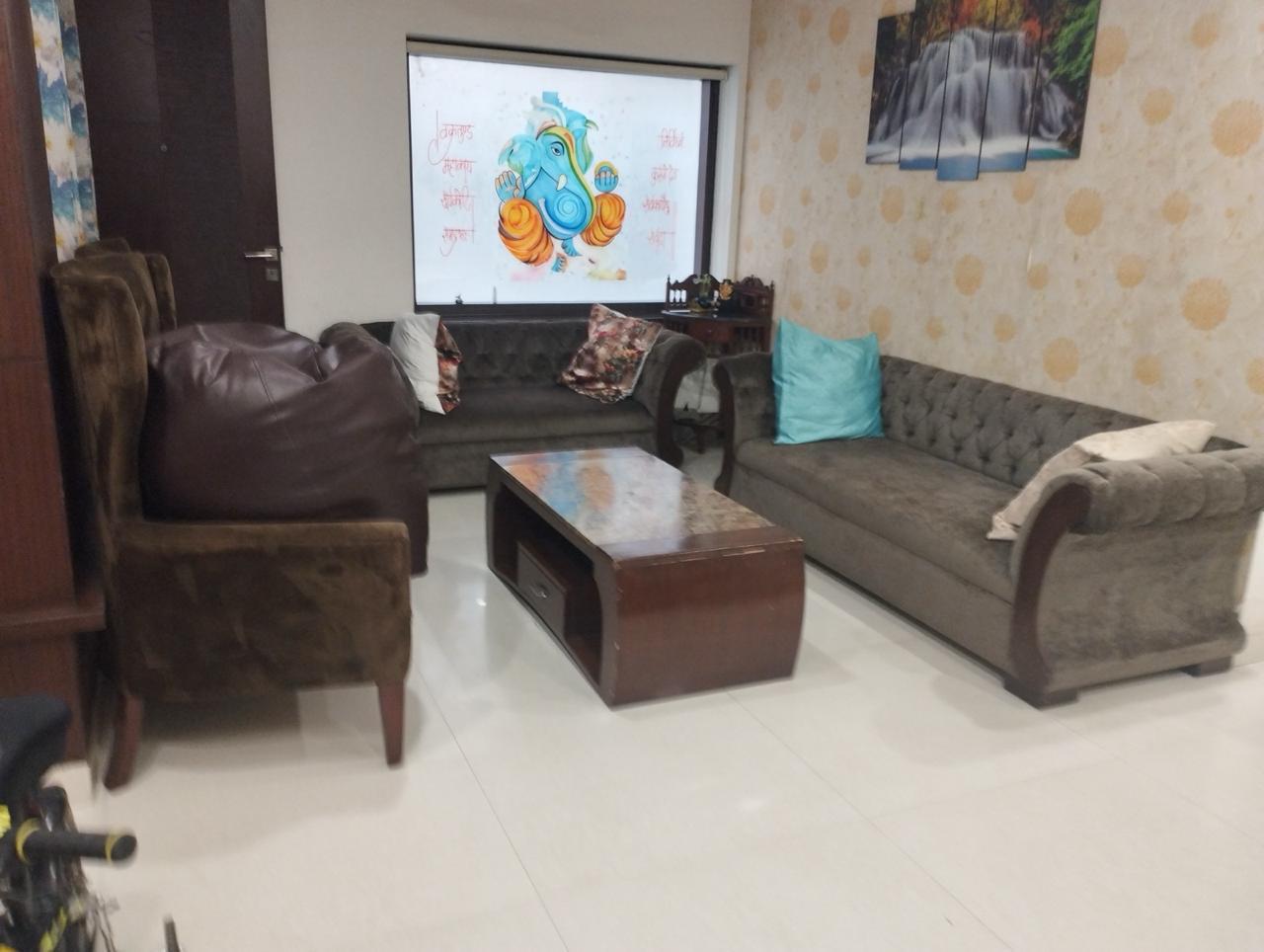 3 BHK + Pooja Room Builder Floor For Rent in Dlf City PhasE-2