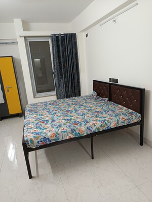 Bedroom in  Pg at Powai – for Rent