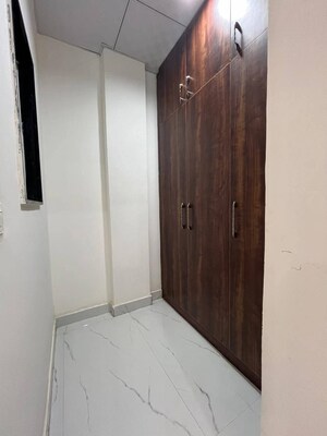 Bathroom in Studio Builder Floor at Ambience Creacions, Sector 22 – for Rent