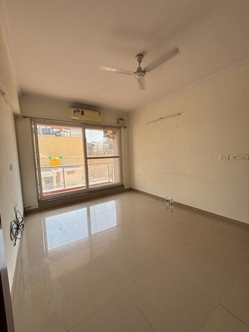 Room in 2 BHK Apartment at Frazer Apartments, Frazer Town – for Rent