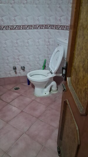 Bathroom in 1 RK Independent House at Sector 15 – for Rent