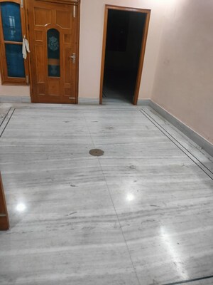 Room in 3 BHK Independent House at Gms Road – for Rent