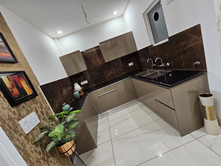 Kitchen, pir machalla 3 Bedroom 1800 Sq.Ft. Apartment In Pir Machalla Zirakpur 9304143