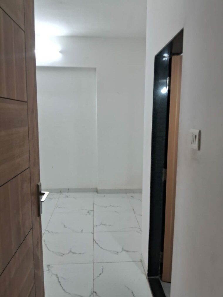 Bathroom, dombivli east 1 Bedroom 560 Sq.Ft. Apartment In Dombivli East Thane 9304172