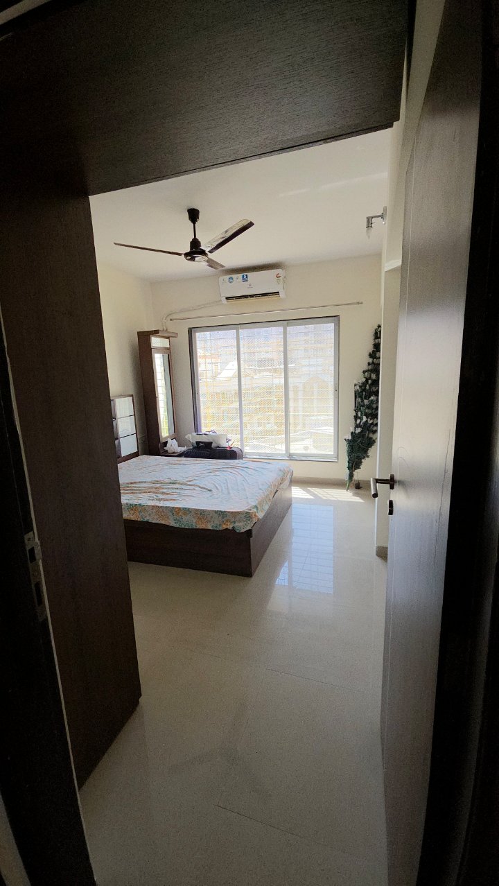2 BHK Apartment For Rent in Malad West