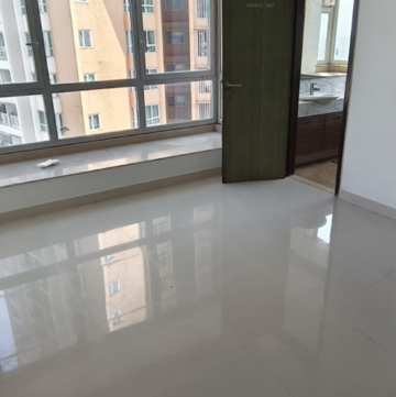 Room in 3 BHK Apartment at DB Woods, Goregaon East – for Rent