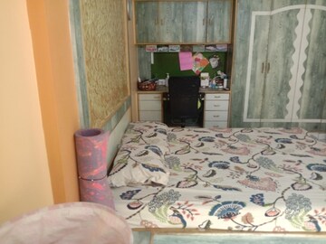 Bedroom in 2 BHK Apartment at Yogi Hills, Mulund West – for Rent