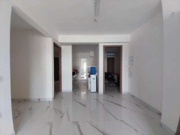 Room, smart-world-gems 2.5 Bedroom 1150 Sq.Ft. Apartment In Sector 89 Gurgaon 9304297