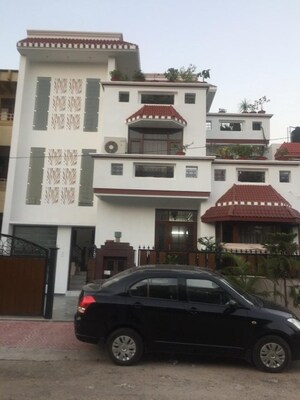 3 BHK Independent House For Rent in Sector 21