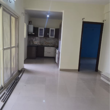 Room in 2 BHK Apartment at Keerthi Royal Palms, Konappana Agrahara – for Rent