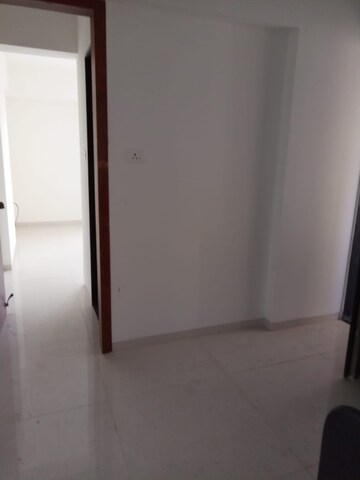 Room in 3 BHK Apartment at Gokhale Anuprita, Dahanukar Colony – for Rent
