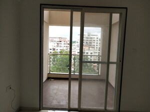 Room in 3 BHK Apartment at Gokhale Anuprita, Dahanukar Colony – for Rent