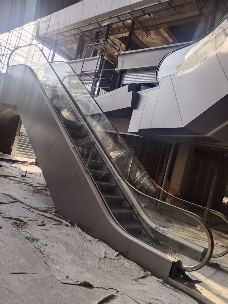 Balcony, ska-arcadia Commercial Shop 360 Sq.Ft. In Wave City Ghaziabad 9304390