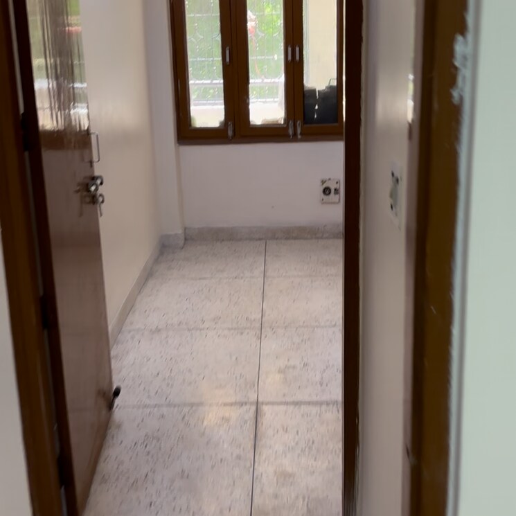 undefined, dhawal-giri-apartment 2 Bedroom 865 Sq.Ft. Apartment In Sector 34 Noida 9304385