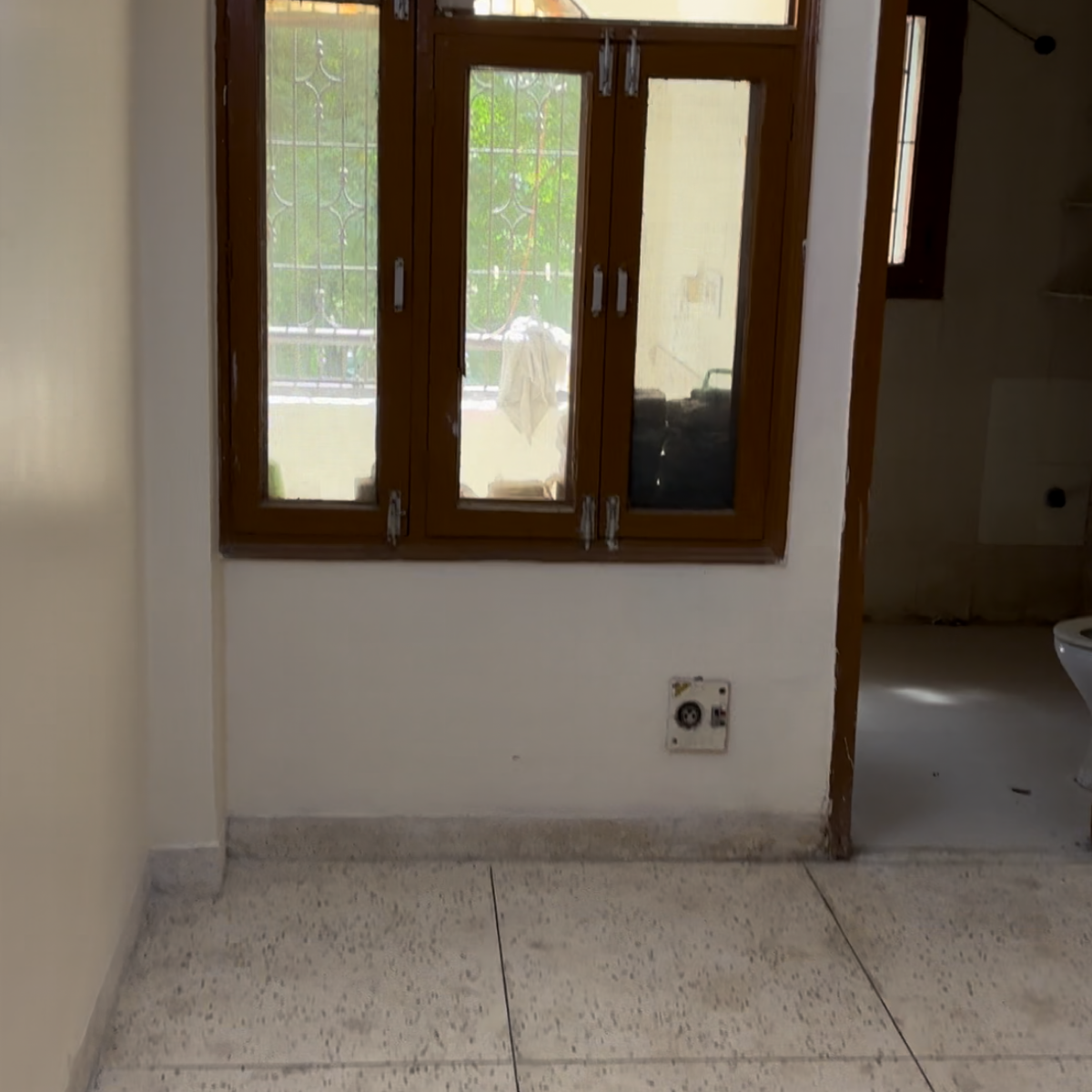 2 BHK Apartment For Sale in Dhawal Giri Apartment