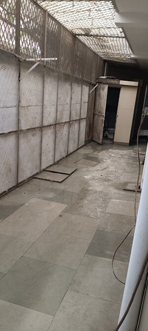 Balcony in 4 BHK Builder Floor at Sector 23 – for Rent