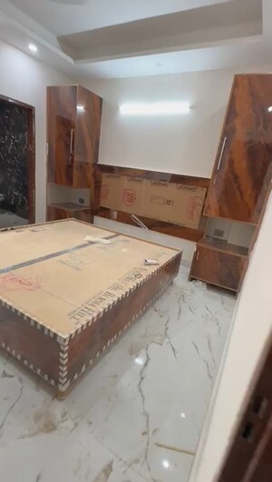 1 RK Builder Floor For Rent in Sector 24