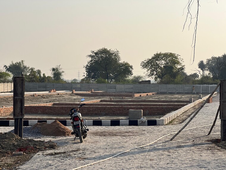 undefined, sultanpur road  1000 Sq.Ft. Plot In Sultanpur Road Lucknow 9304425