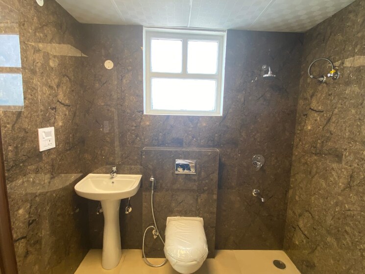 Bathroom, motia-z-harmony-greens 3 Bedroom 1800 Sq.Ft. Builder Floor In Dhakoli Zirakpur 9304422